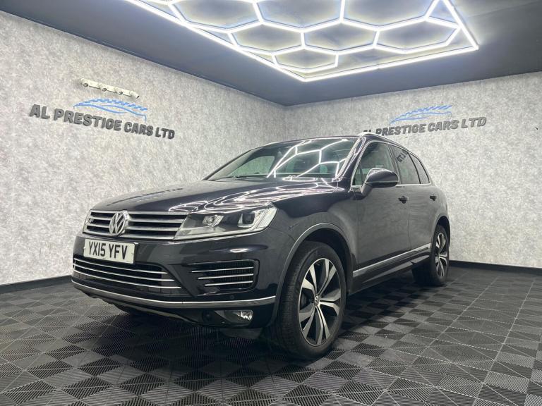 2015 Volkswagen Touareg 3.0 TDI V6 BlueMotion Tech R-Line Tiptronic 4WD Euro 6 (s/s) 5dr ESTATE D...