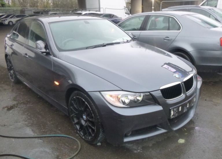 Bmw 318i breaking for parts e90