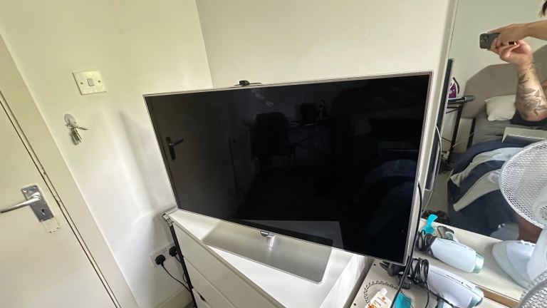 Samsung 40” F7000 Smart 3D Full HD TV – UE40F7000ST 1920×1080 Full HD