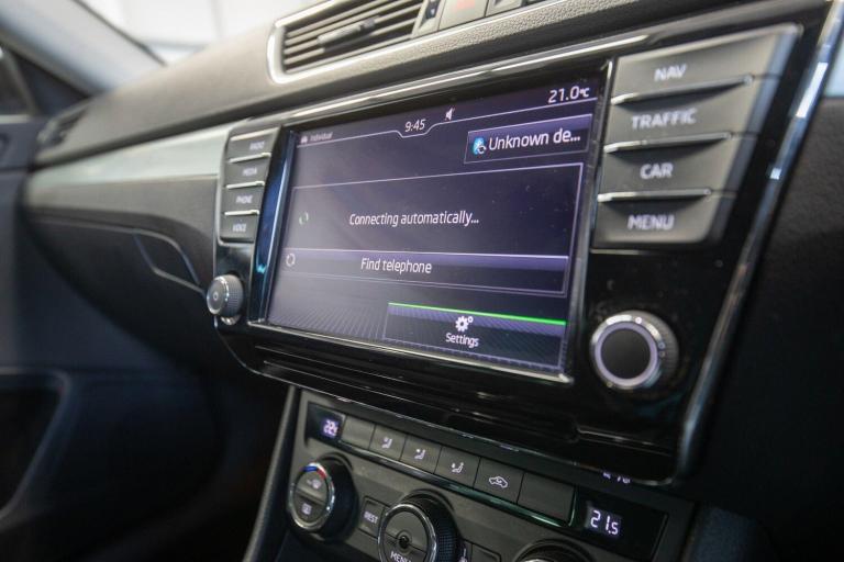 2016 Skoda Superb 2.0 TDI CR SE Technology 5dr ESTATE DIESEL Manual