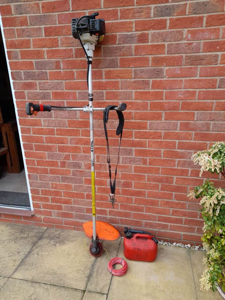 STIHL FS85 Petrol 2 stroke  Strimmer