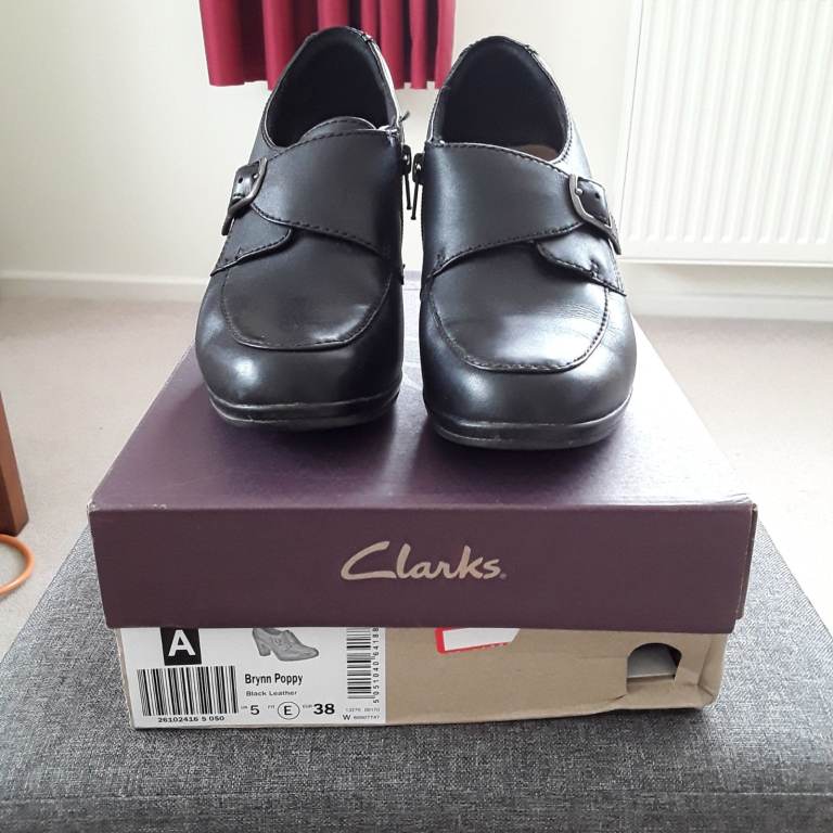 Clarks "boot shoes" 