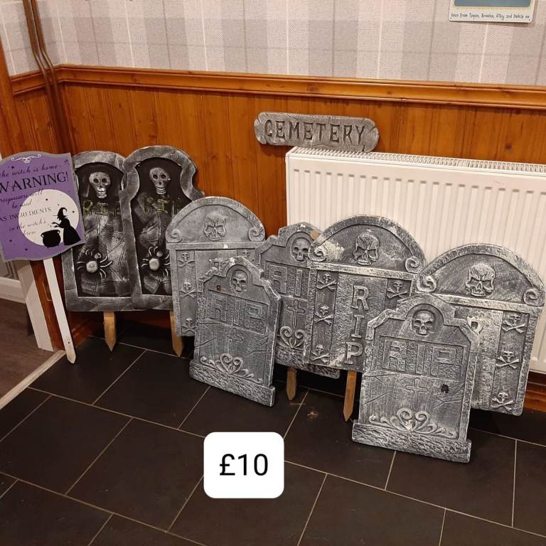 Halloween decorations 