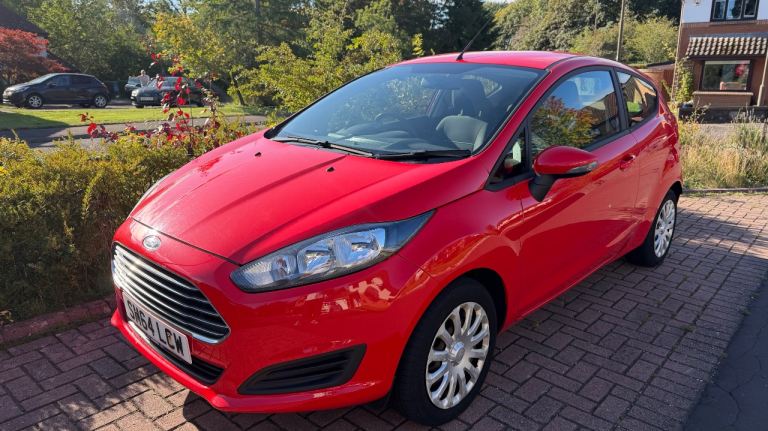 Ford, FIESTA, Hatchback, 2015, Manual, 1241 (cc), 3 doors