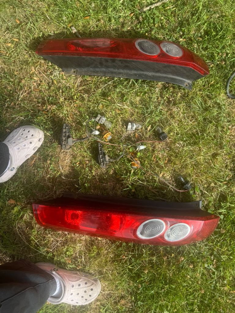 ford fiesta 06 rear lights 