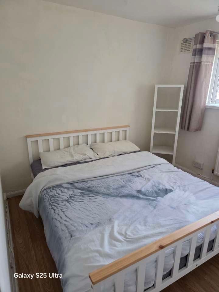 Room in shared house