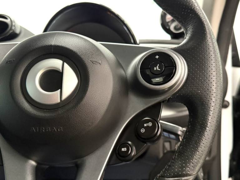 2016 16 SMART FORTWO 1.0 EDITION WHITE COUPE 2DR PETROL MANUAL EURO 6 (S/S) (71 