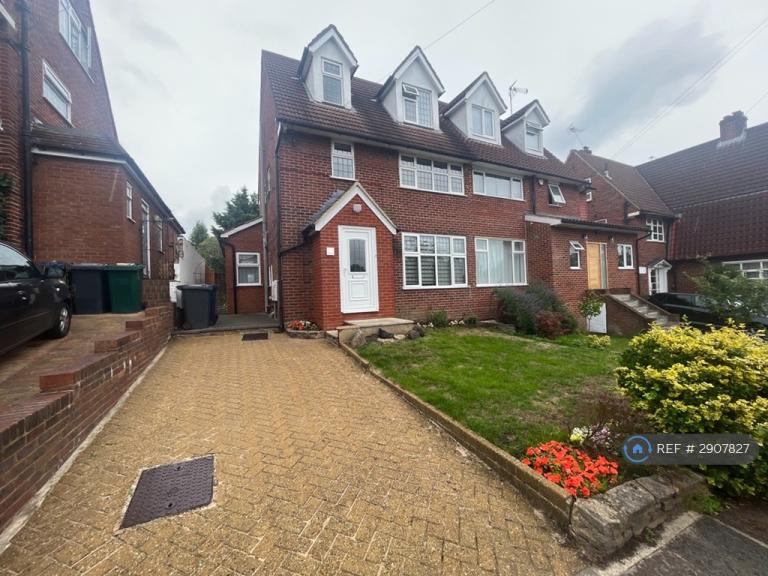4 bedroom house in Sunnyfield, London, NW7 (4 bed) (#2907827)