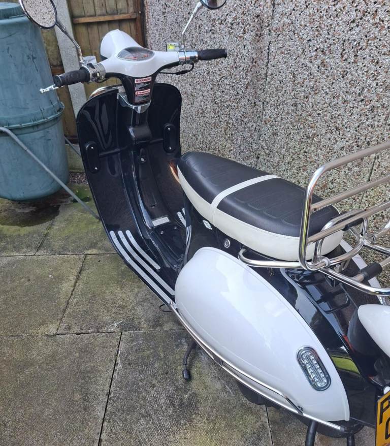 2018, 125 (cc) Automatic Scooter