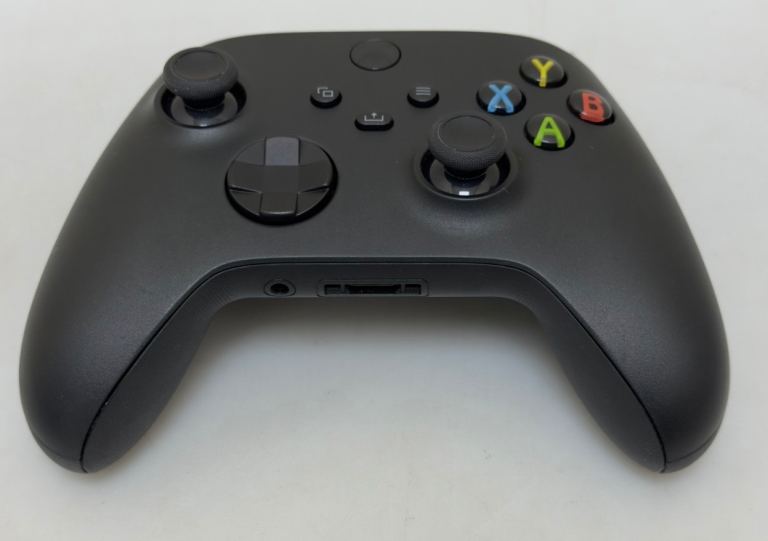 Microsoft Xbox Series X|S Wireless Controller - Carbon Black