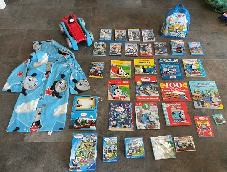LARGE BUNDLE OF THOMAS THE TANK ENGINE,  MEGA BLOKS, BOOKS, GAMES, DVDS…