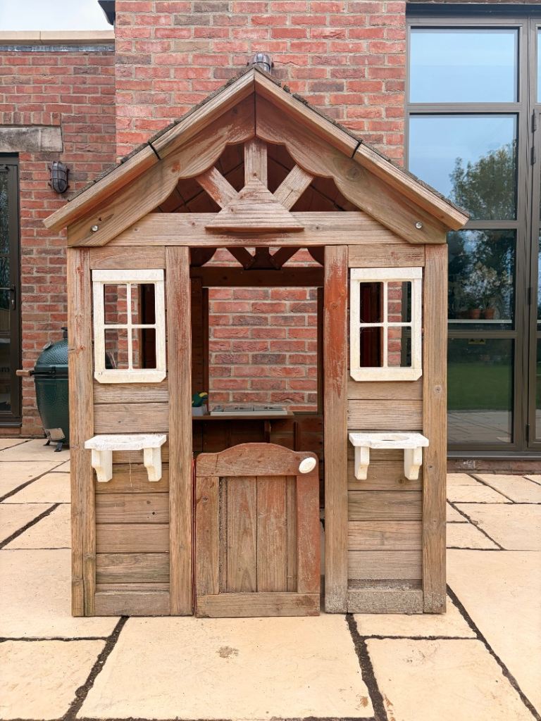 Backyard Discovery cedar wood playhouse (FREE) collection only 