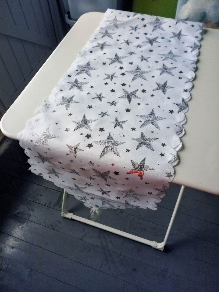 Christmas table runner 