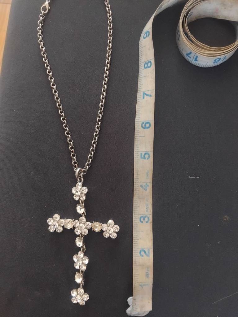 4in beautiful cross 