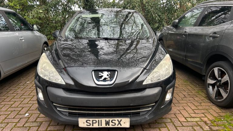 Peugeot 308 1.6 Petrol 2011 – Long MOT – Starts & Drives – Cheap Car / Spares or Repair