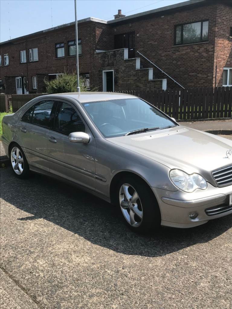 Mercedes-Benz, C CLASS, Saloon, 2006, Semi-Auto, 2148 (cc), 4 doors - For spares / Repair