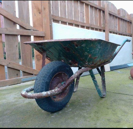 Wheelbarrow 