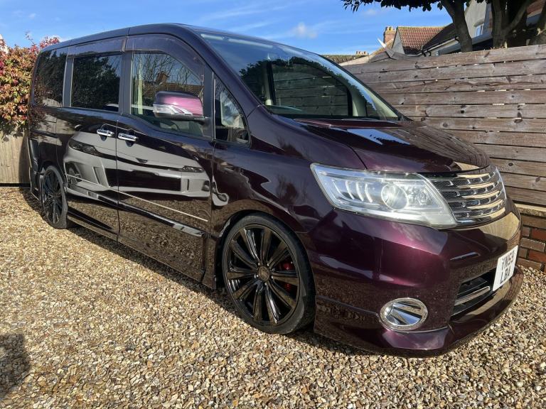 NISSAN SERENA Highway Star V Selection 2009