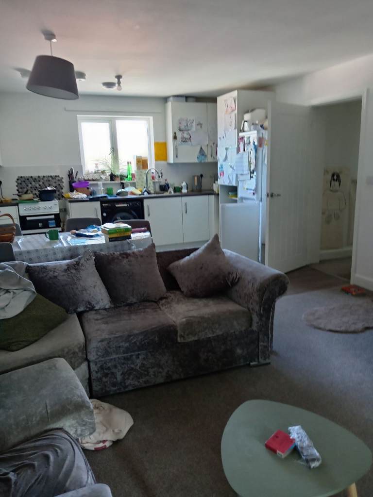 2 bedroom flat in Whiteley 