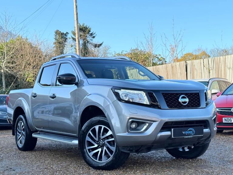2016 Nissan Navara 2.3 dCi Tekna Auto 4WD Euro 5 4dr PICK UP Diesel Automatic