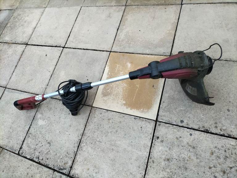 Grass strimmer 