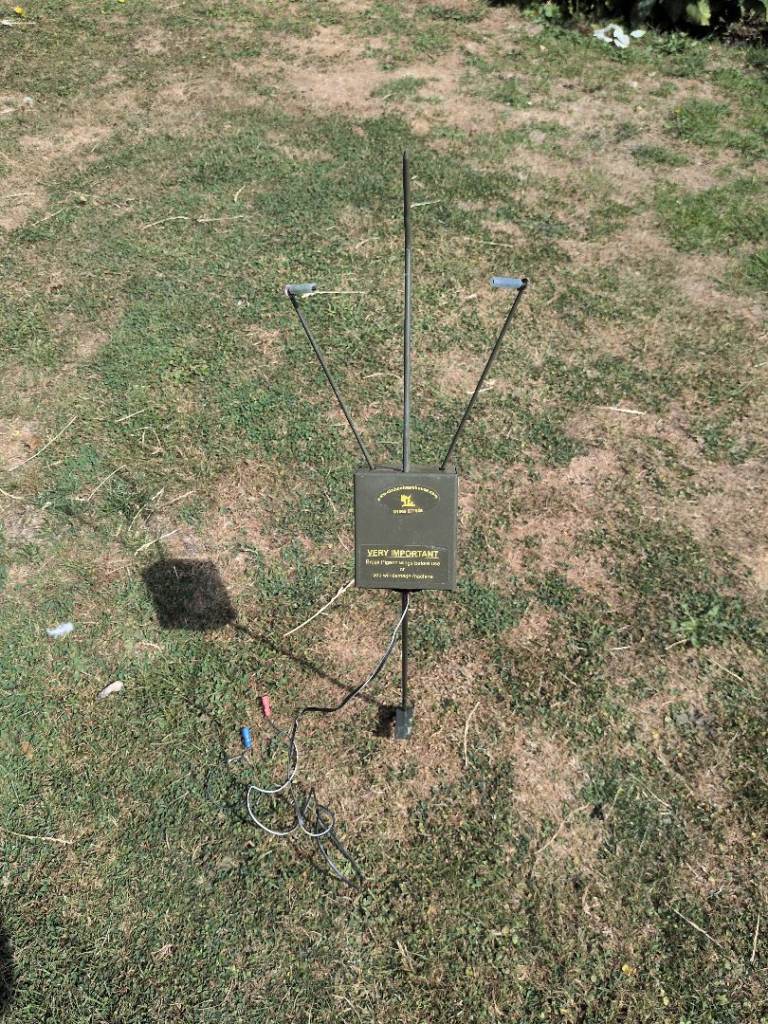 Pigeon Flapper Lure - Good Condition, Ready for Use