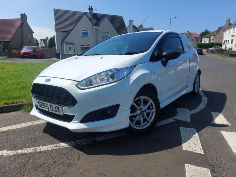 Ford, FIESTA, Car Derived Van, 2016, Manual, 1496 (cc)
