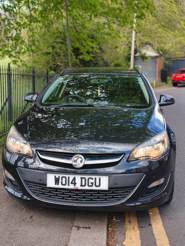 Vauxhall Astra  1.6 Automatic 2014