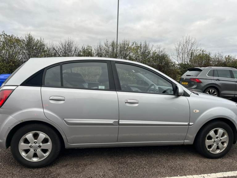 Toyota, COROLLA, Hatchback, 2004, Other, 1598 (cc), 5 doors