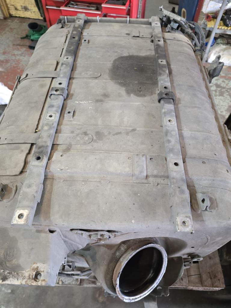 Mercedes Actos 2018 exhaust system