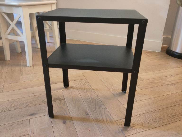IKEA KNARREVIK side table