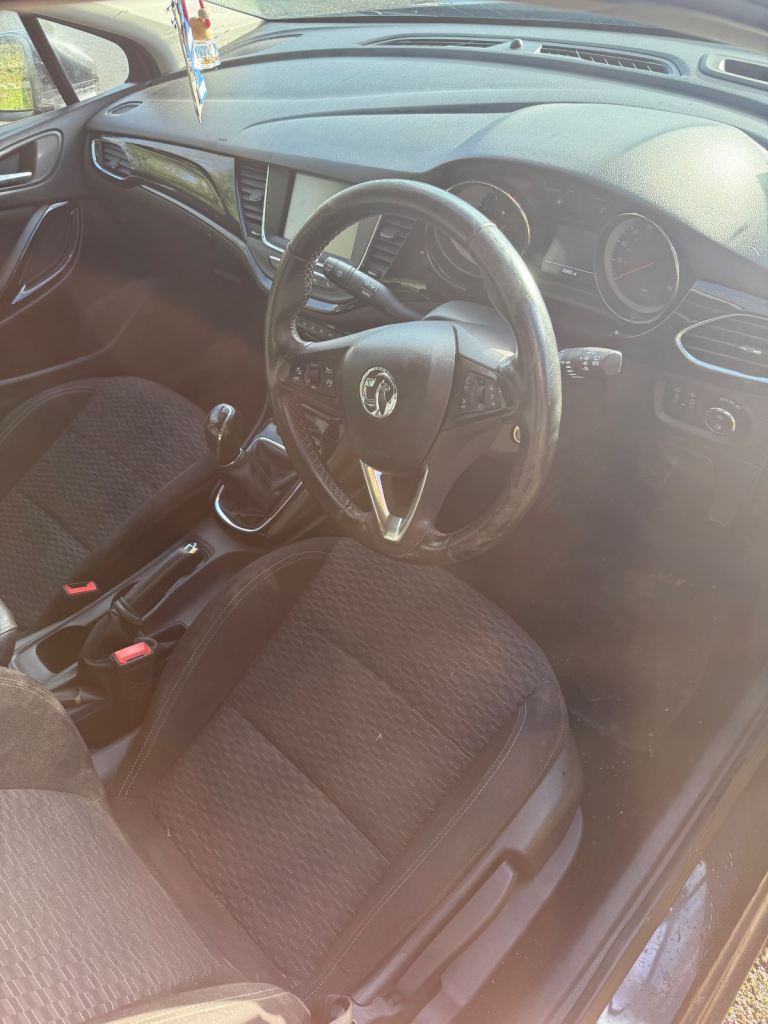 Vauxhall, ASTRA, Hatchback, 2017, Manual, 1399 (cc), 5 doors