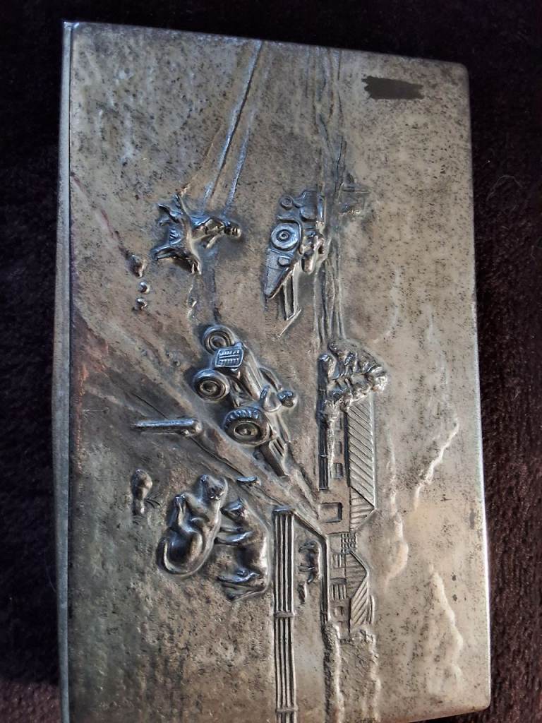 Metal finish jewellery box   USED