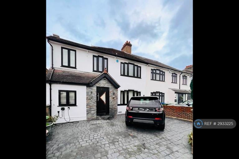 5 bedroom house in Chessington Avenue, Bexleyheath, DA7 (5 bed) (#2933225)