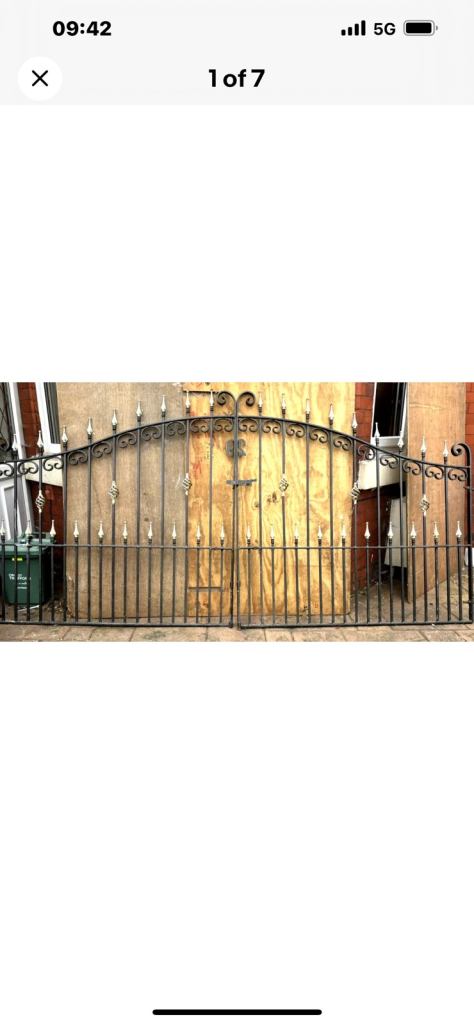 Wrought Iron Double Gates 9.5 X 4.4 Foot With Posts