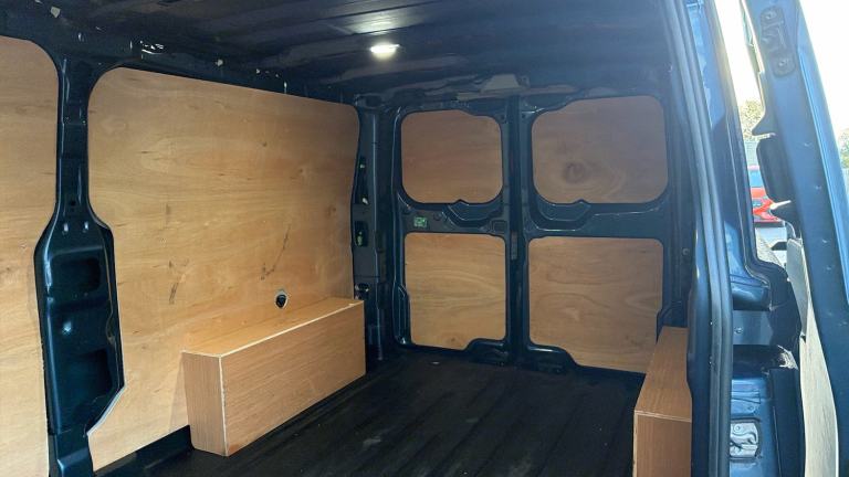 2025 Ford Transit Custom 2.0 EcoBlue 136ps H1 Van Limited Auto PANEL VAN DIESEL Automatic