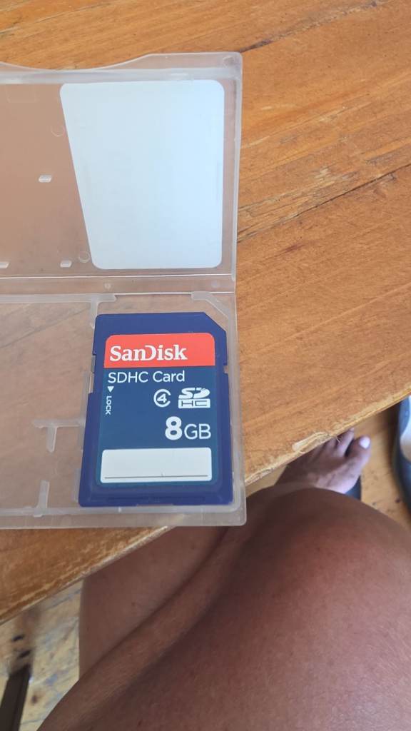 8GB San disk memory card