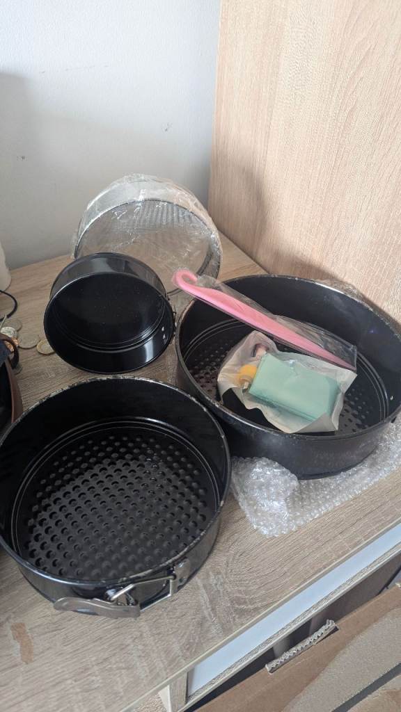 Cake pan set