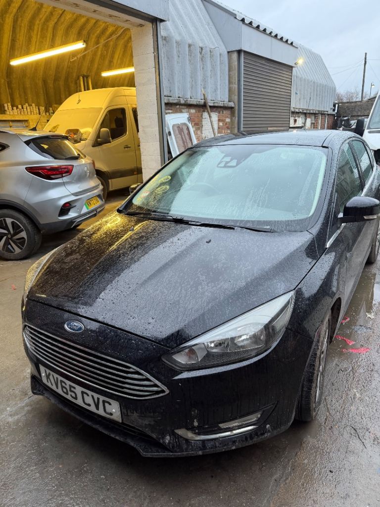 Ford, FOCUS, Hatchback, 2015, Manual, 998 (cc), 5 doors