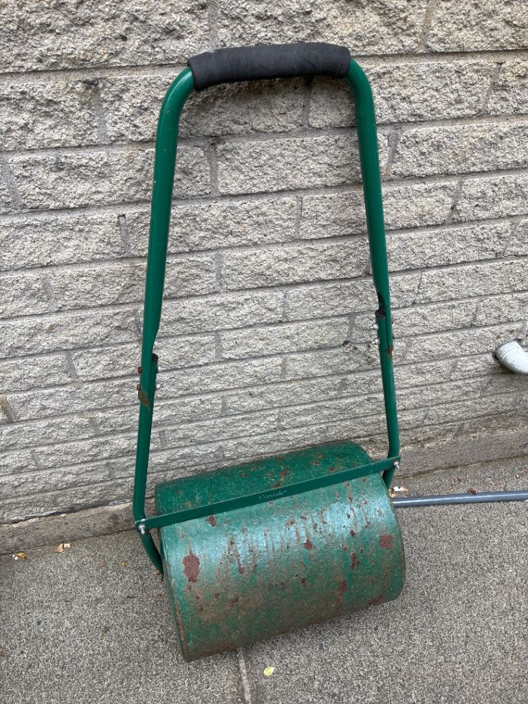 Garden roller 