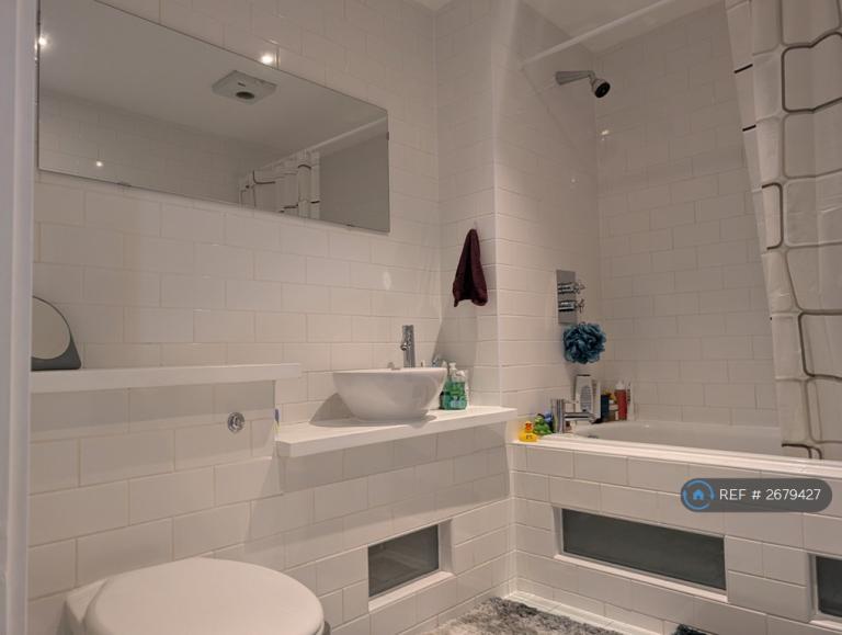 1 bedroom flat in Advent House, Manchester, M4 (1 bed) (#2679427)