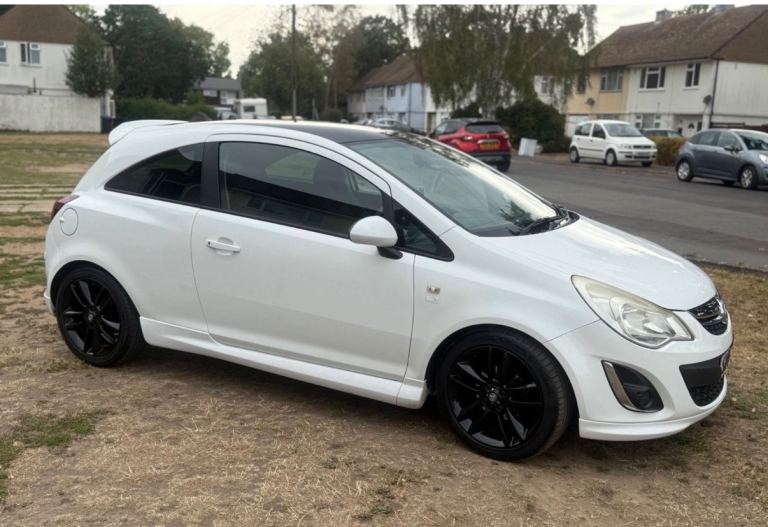 Vauxhall, CORSA,  limited addition Hatchback, 2011, Manual, 1229 (cc), 3 doors
