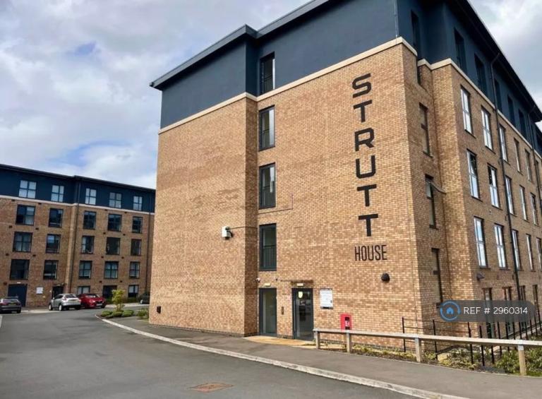2 bedroom flat in Strutt House, Derby, DE1 (2 bed) (#2960314)
