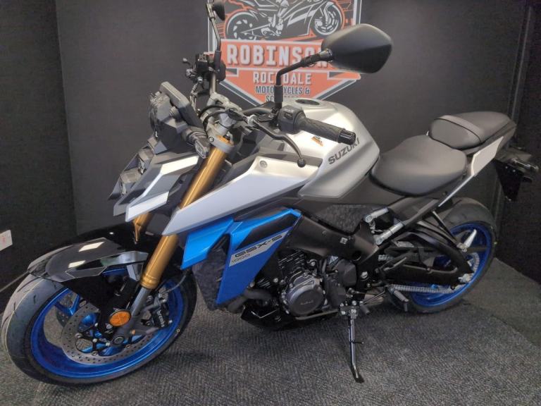 2025 Suzuki GSXS1000 new TFT dash model Now available on 5.9% APR HP and PCP