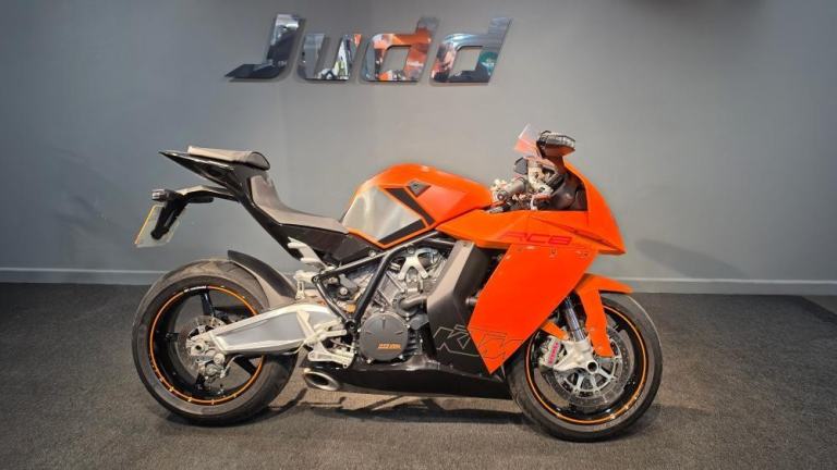 2010 KTM 1190 RC8 - Excellent condition, only 2 owners and comprehensive history