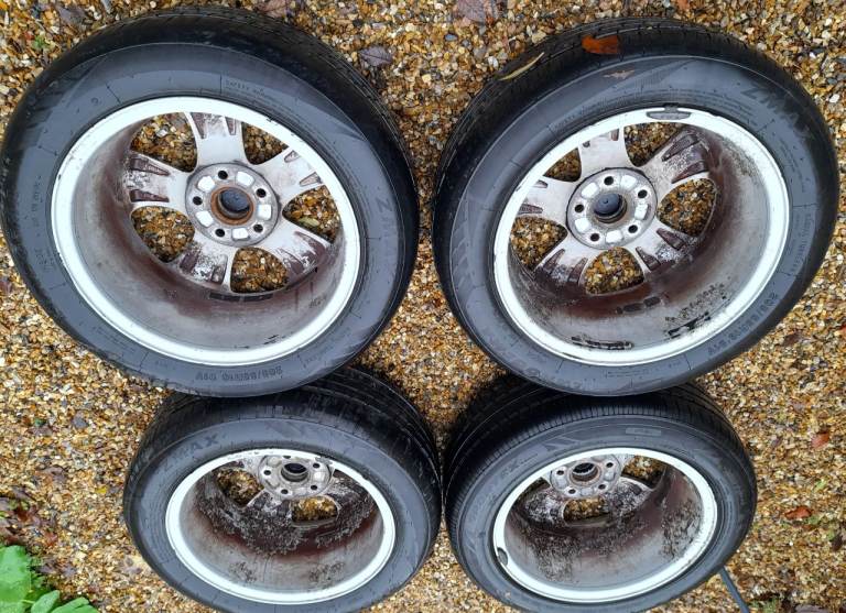 Four Skoda Yeti 16" alloy wheels and tyres, plus space saver wheel included.