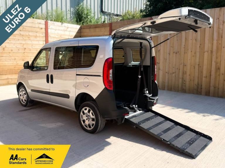 2019 Fiat Doblo 3 Seat Petrol Wheelchair Accessible Disabled Access Vehicle WAV MPV Petrol Manual