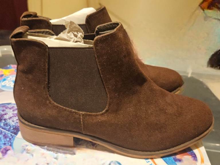 Chelsea Boots UK 39