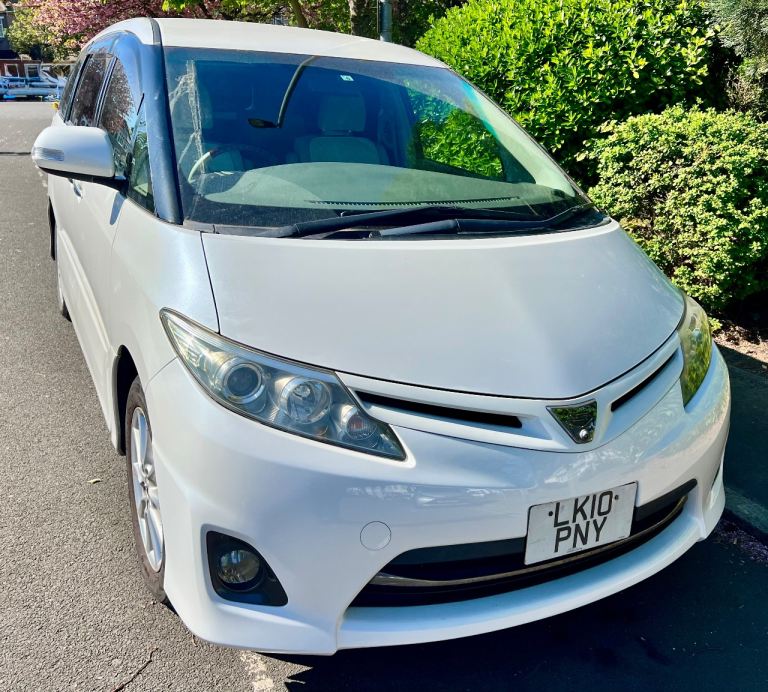 Toyota, 2010 Estima Aeras 2.4L Petrol Pearl White