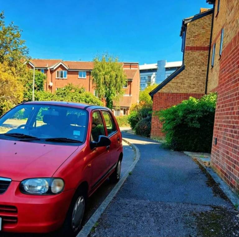 Suzuki alto ulze free 5month mot 79k miles 1 owner £35 year tax